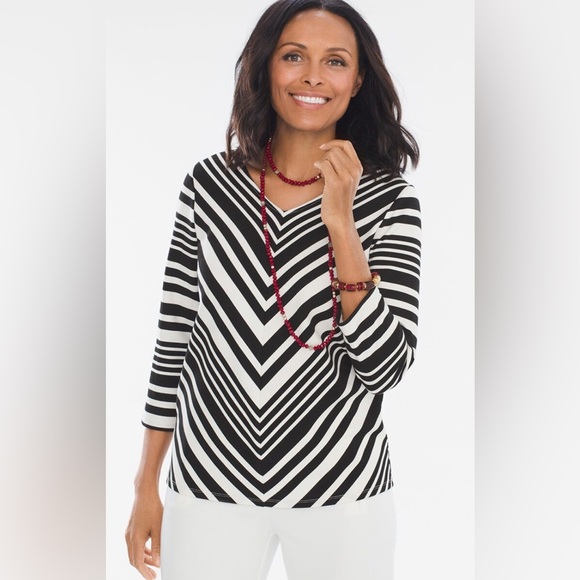 Chico’s Size 0 Black White Chevron Stripe Top V-Neck 3/4 Sleeve Stretch Rib Knit - Picture 3 of 9